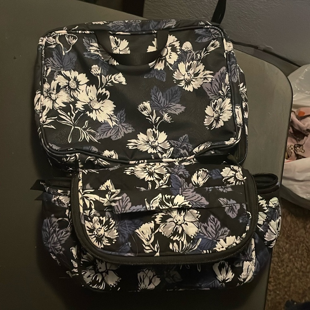 Vera Bradley 2 set makeup bags
